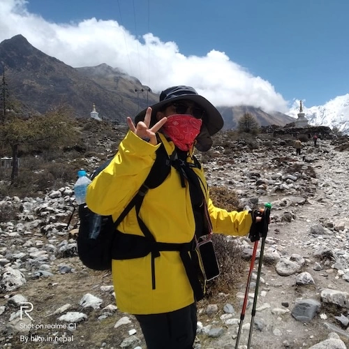 trek manaslu circuit